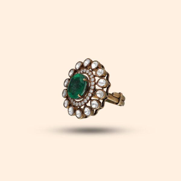 VICTORIAN RING